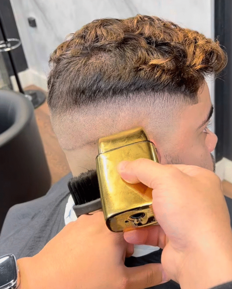 Corte com Navalha ou Shaver